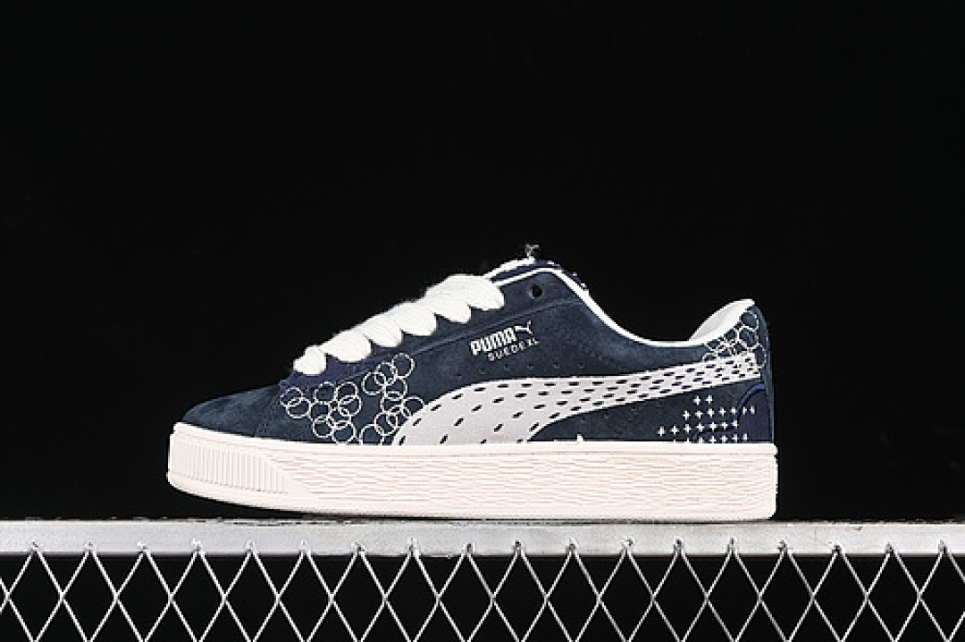 Puma [395777-02]-[PUMA SUEDE XL WHITE/GREY/BLUE]-[WOMAN:36-39]-[MAN:40-45], photo 1
