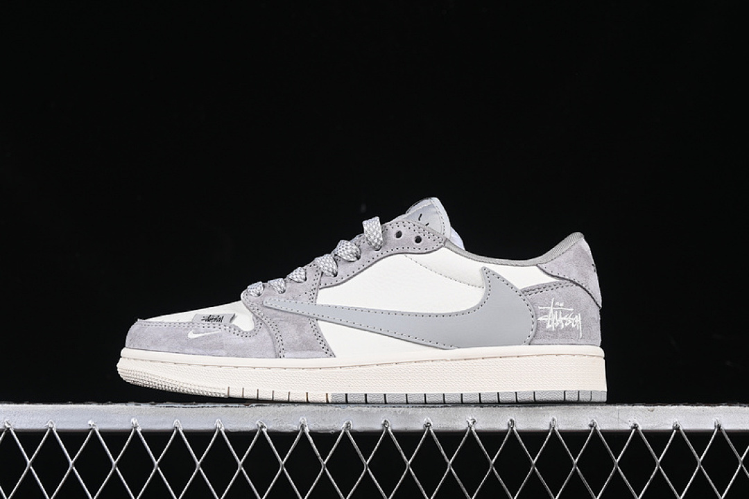 Jordan [SJ2068-132]-[TRAVIS SCOTT X FRAGMENT DESIGN AIR JORDAN 1 LOW OG SP WHITE/GREY]-[36-45], photo 1