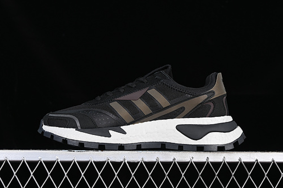 RETROPY P9 WHITE/GREY/BLACK/BROWN · H03085, photo 1