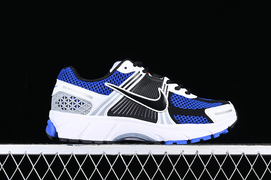 Nike [CI1694-100]-[AIR ZOOM VOMERO 5 SE SP WHITE/RACER BLUE BLACK]-[WOMAN:36-39]-[MAN:40-45] - Image 15