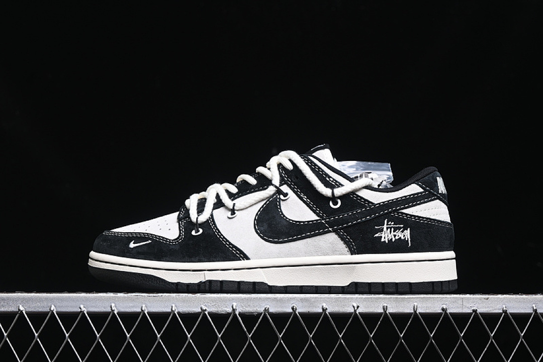 Unbranded [YX5066-209]-[DUNK LOW SB WHITE/BLACK]-[WOMAN:36-39]-[MAN:40-45], photo 1