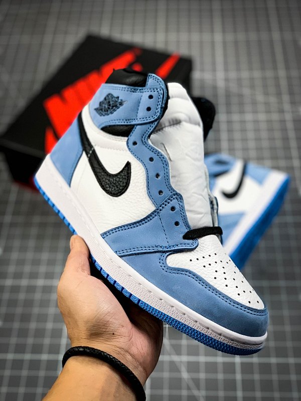 Jordan AIR Jordan 1 HIGH OG WHITE/UNIVERSITY BLUE-BLACK · 555088-134, photo 1