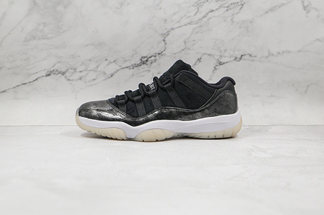 Jordan [528895-010]-[AIR JORDAN 11 RETRO LOW BARONS BLACK/METALLIC SILVER-WHITE]-[MAN:40-47.5], photo 1