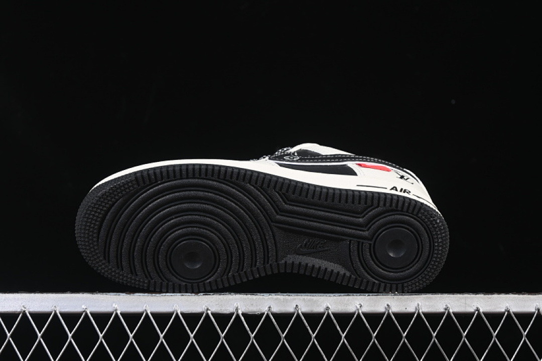 Nike [DD1982-321]-[AIR FORCE 1 07 LOW CASUAL SNEAKERS BLACK/WHITE]-[WOMAN:36-39]-[MAN:40-45] - Image 14