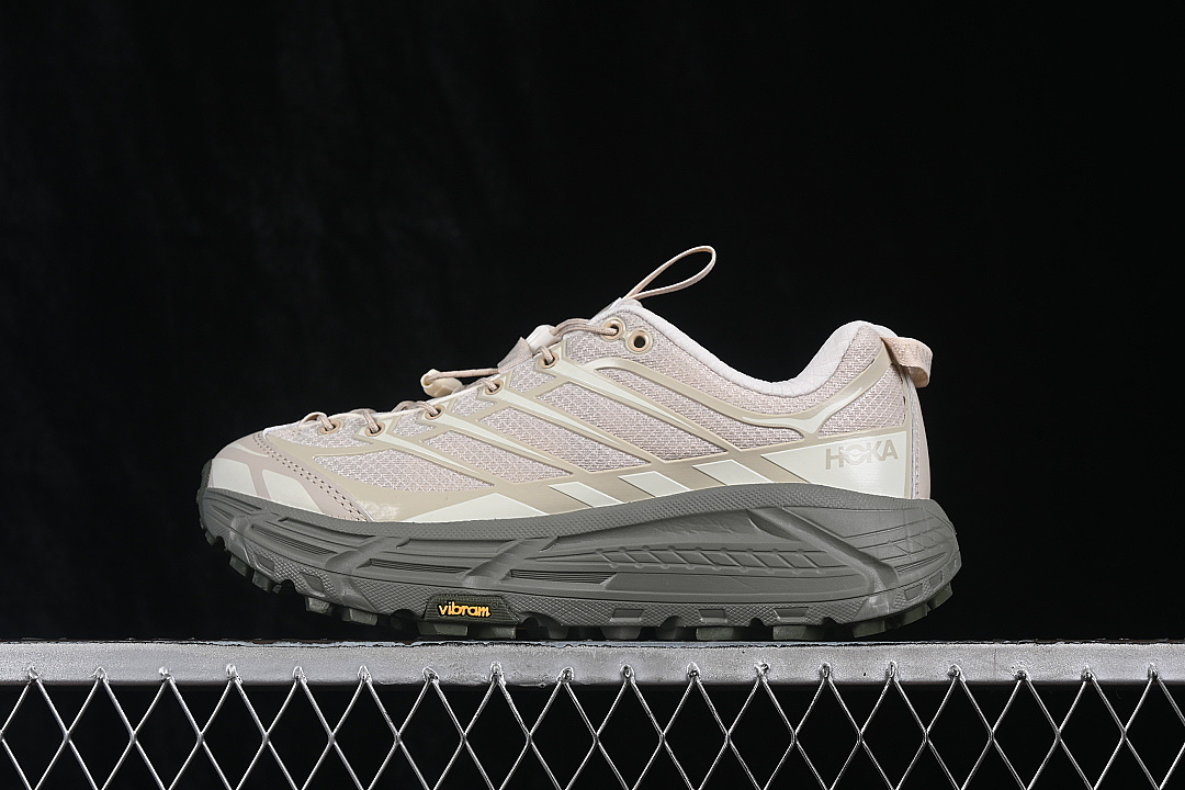 Hoka Hoka MAFATE THREE 2 RUNNING SHOES BEIGE/WHITE/GREY · 1141572-OLY, photo 1