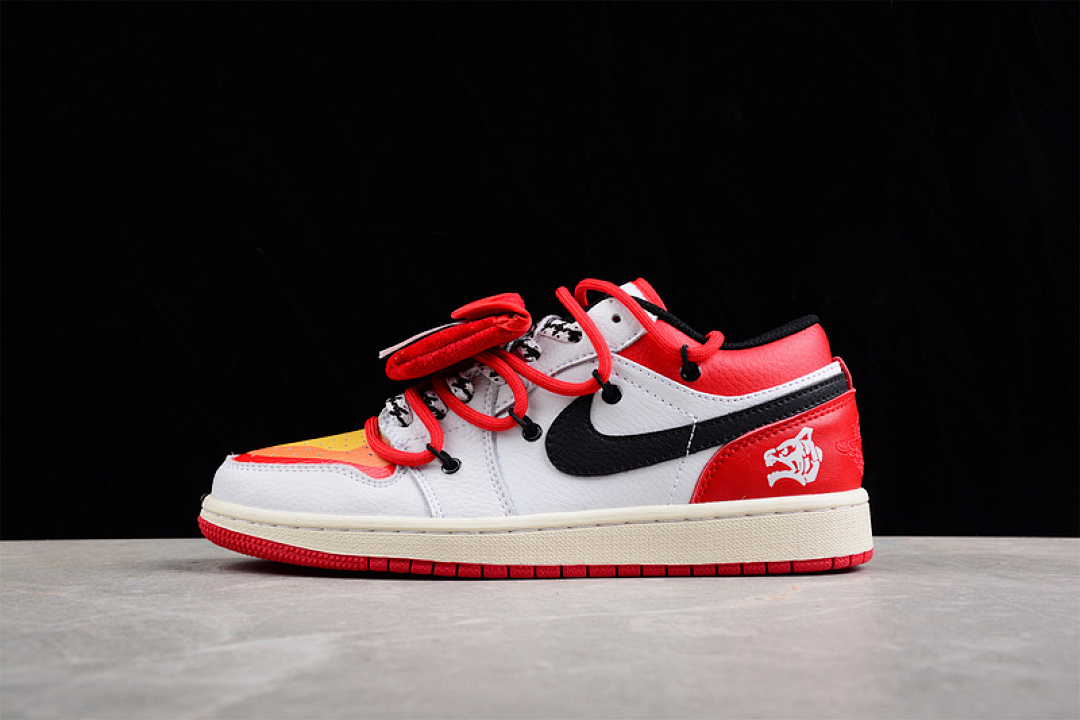 Jordan [553558-186]-[AIR JORDAN 1 LOW VIBE GREY/RED/BLACK-ORANGE]-[WOMAN:36-39]-[MAN:40-45], photo 1