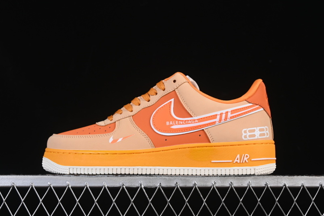 Nike [SY1388-002]-[AIR FORCE 1 07 LOW CASUAL SNEAKERS ORANGE/WHITE]-[WOMAN:36-39]-[MAN:40-45], photo 1