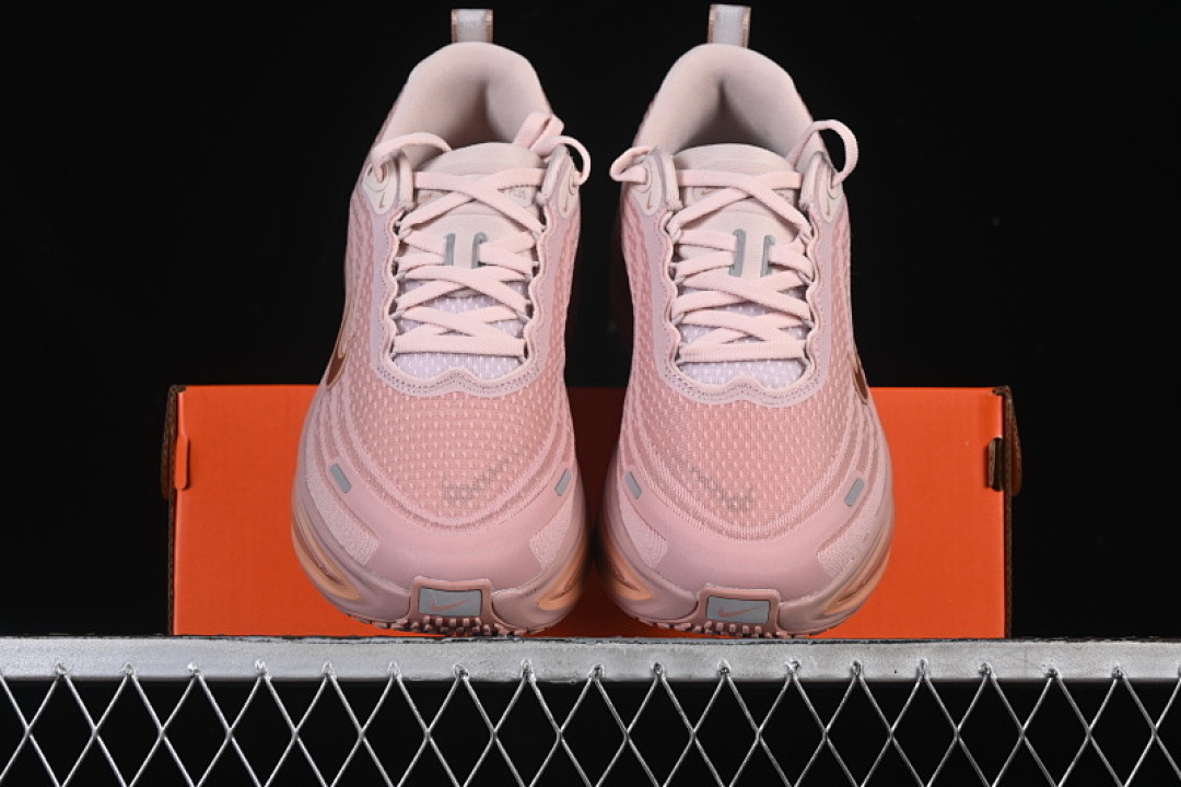 Nike [HV8154-601]-[VOMERO PLUS PARTICLE PINK/ROSE GOLD/SILT RED]-[WOMAN:35.5-39]-[MAN:40-42] - Image 13