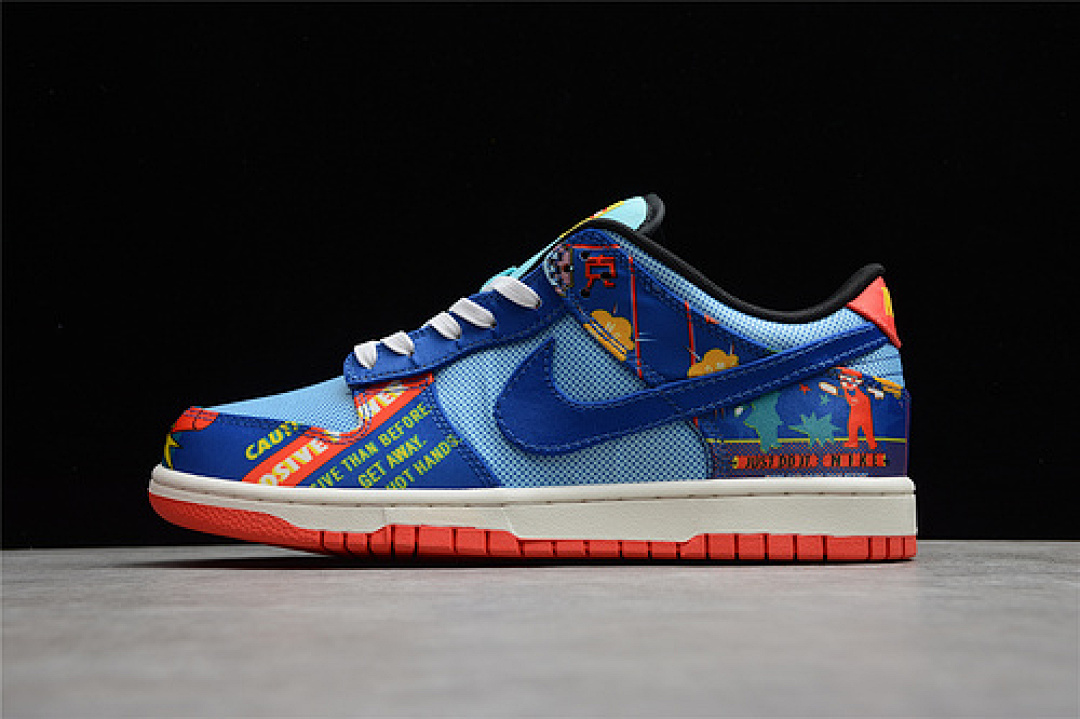 Unbranded [DD8477-446]-[SB DUNK LOW CHINESE NEW YEAR FIRECRACKER COPA/HYPER BLUE/CHILE (RED]), photo 1