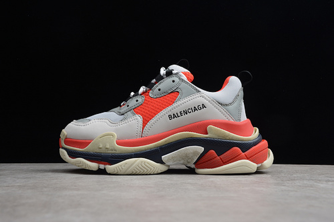 Unbranded [124-120-136]-[ECBA700336A]-[TRIPLE S SNEAKER DADSHOE RED/WHITE/DARK GREY]-[UNISEX:35-45], photo 1