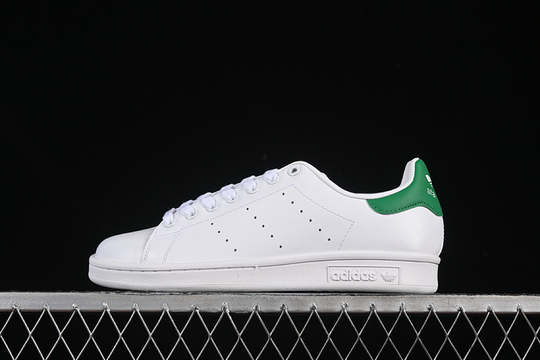 Unbranded [M20324]-[STAN SMITH RUNNING WHITE/RUNNING WHITE/FAIRWAY]-[WOMAN:36-39]-[MAN:40-45], photo 1