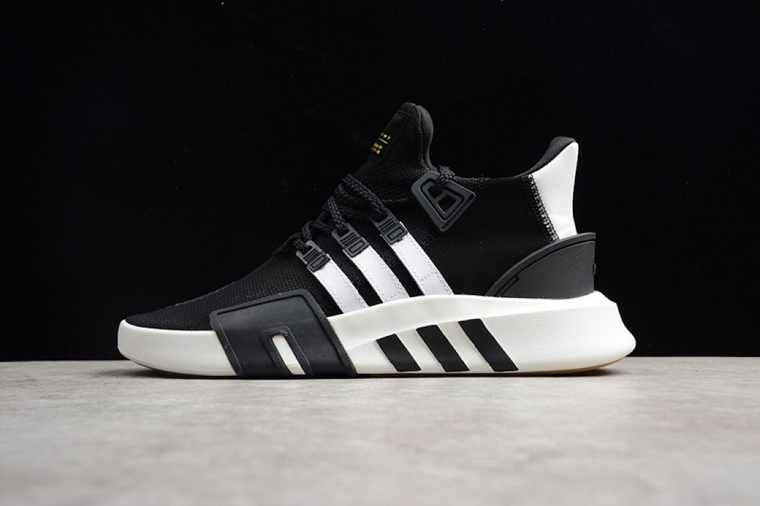 Unbranded [D96766]-[FLYKNIT][EQUIPMENT EQT BASKETBALL ADV BLACK/WHITE]-[WOMAN:36-39 1/3]-[MAN:40-44]-[OG00126], photo 1