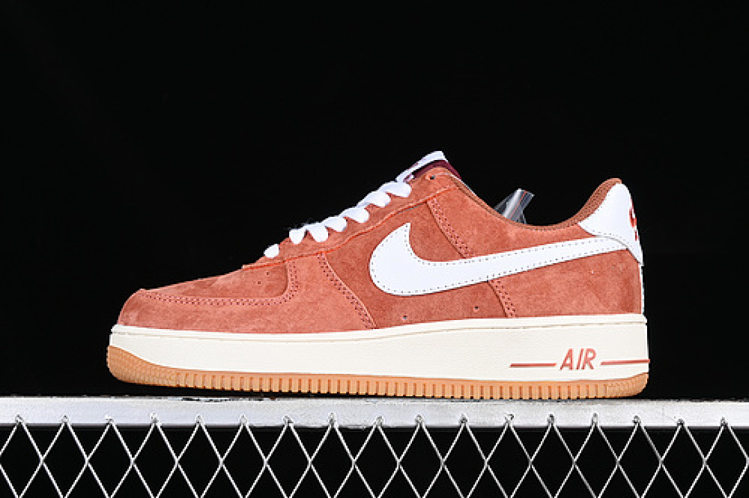Nike [AV0383-221]-[AIR FORCE 1 07 LOW WHITE/ORANGE]-[WOMAN:36-39]-[MAN:40-45], photo 1