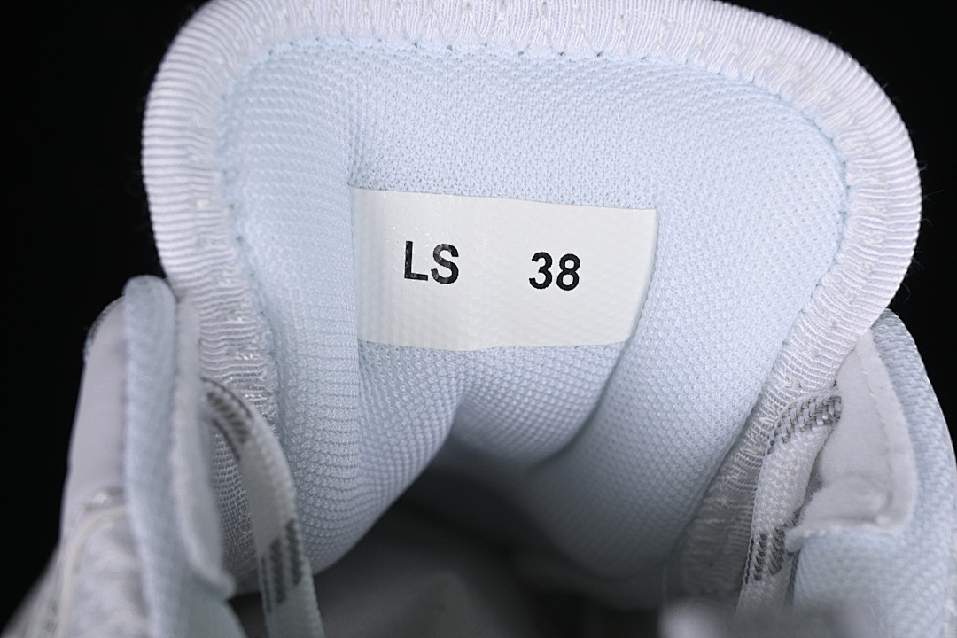 On Running [ROUND TOED LACE UP CASUAL SPORTS RUNNING SHOES WHITE/PURE WHITE]-[WOMAN:36-39]-[MAN:40-45] - Image 5