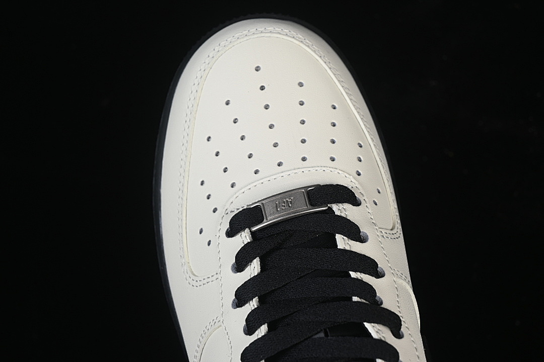 Nike [ZH0316-143]-[AIR FORCE 1 07 LOW CASUAL SNEAKERS BLACK/WHITE]-[WOMAN:36-39]-[MAN:40-45] - Image 9