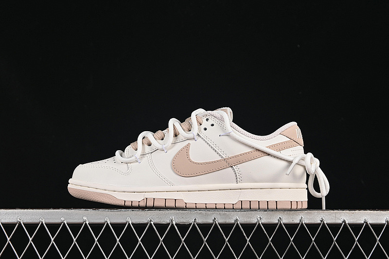 Nike SB DUNK LOW JUST DO IT WHITE/BEIGE · WG0510-070, photo 1