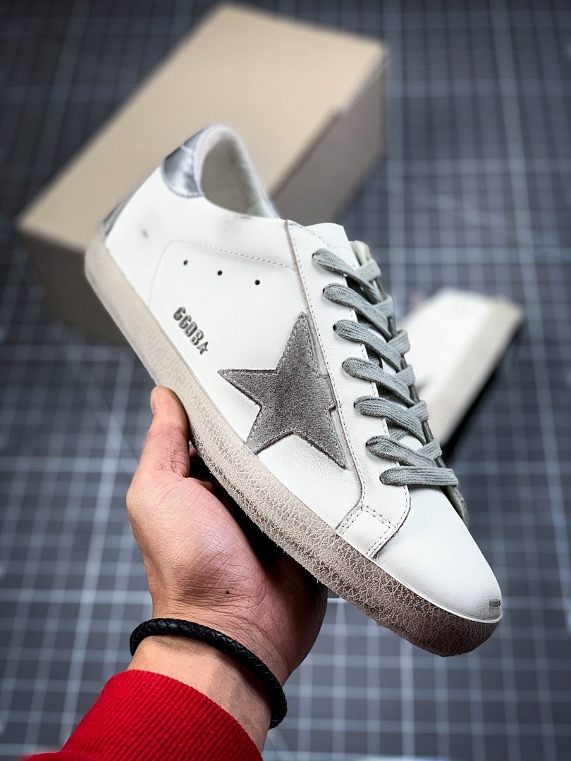 Golden Goose [GOLDEN*GOOSE SUPER STAR WHITE/WHITE/LIGHT GREY]-[WOMAN:35-39]-[MAN:40-44], photo 1