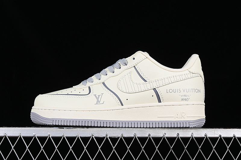 Nike Nike AIR FORCE 1 07 LOW GREY/BEIGE · CT3228-200, photo 1