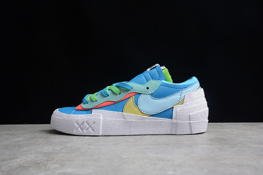 Kaws Nike KAWS X SACAI BLAZER LOW NEPTUNE BLUE/GREEN/WHITE · DM7901-400, photo 1
