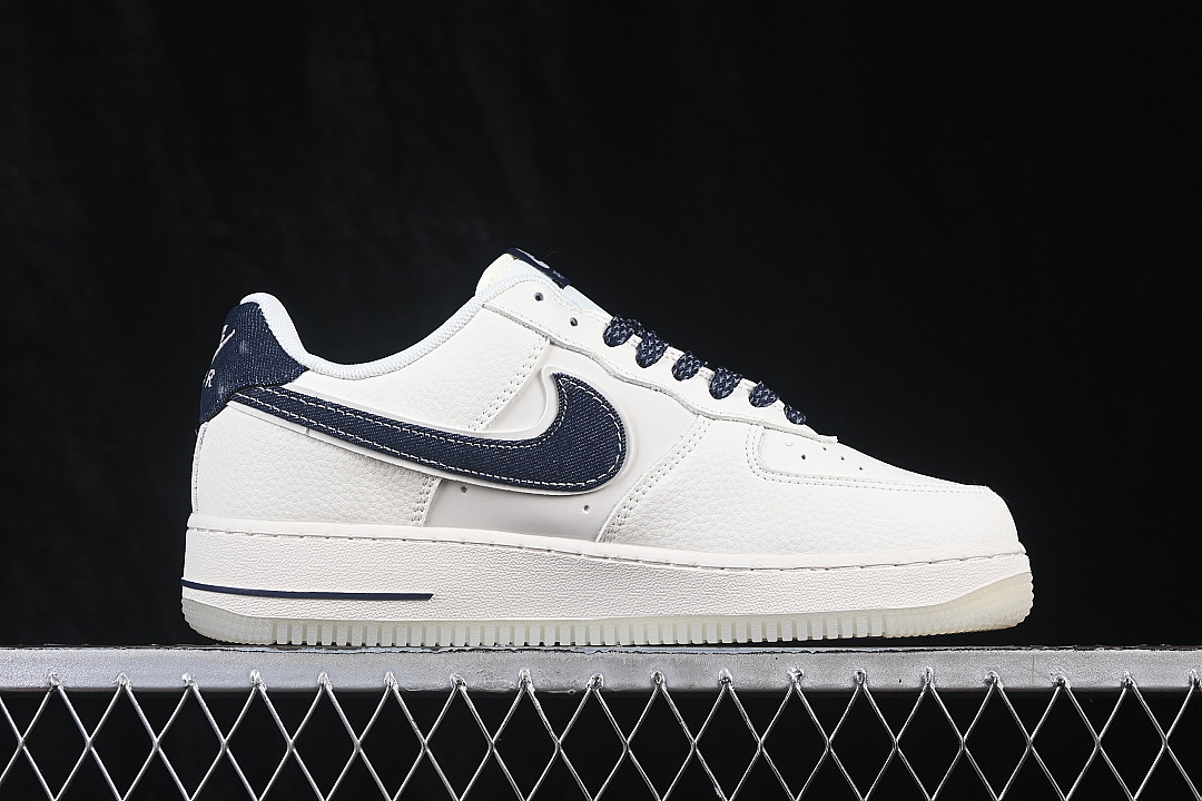 Nike [DN9688-104]-[AIR FORCE 1 07 LOW CASUAL SNEAKERS NAVY BLUE/BLUE]-[WOMAN:36-39]-[MAN:40-45] - Image 15