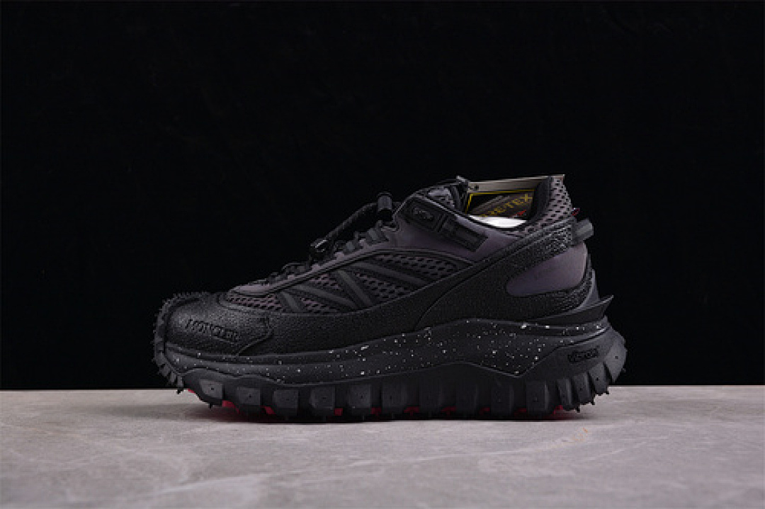 Moncler [MONCLER TRAILGRIP GTX BLACK]-[WOMAN:36-39]-[MAN:40-46], photo 1
