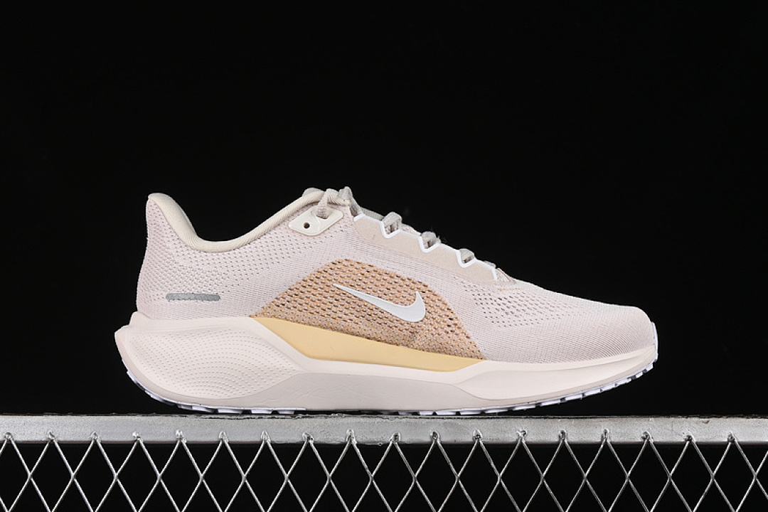 Nike [FD2722-106]-[AIR ZOOM PEGASUS 41 LIGHT OREWOOD BROWN/SESAME/WHITE]-[MAN:39-45] - Image 16