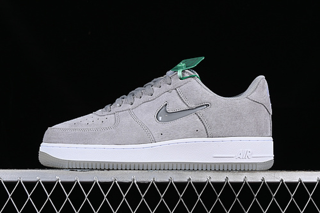 Nike Nike AIR FORCE 1 07 LOW ROYAL JEWEL WHITE/GREY · DV0785-003, photo 1