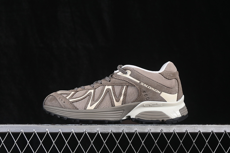 On Running On Running XT WHISPER TRAIL RUNNING SHOES BROWN/CHOCOLATE · 479959-23, photo 1