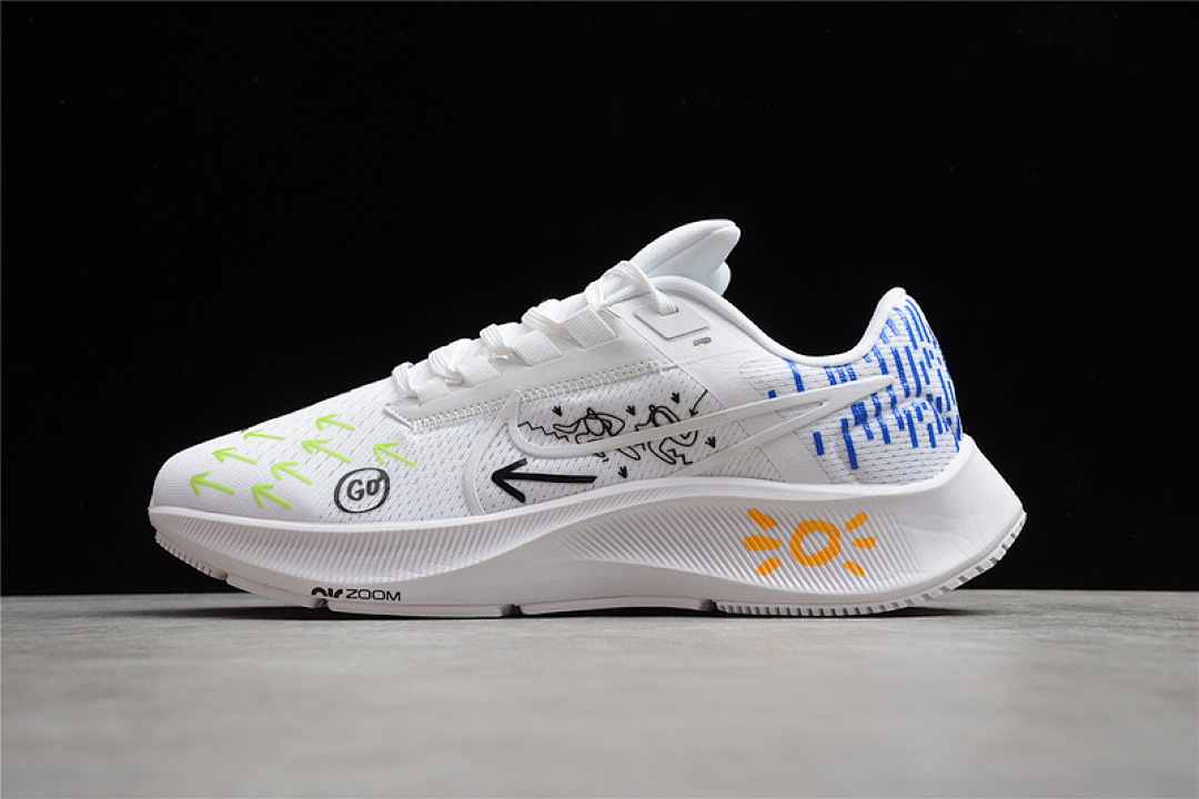 Nike Nike AIR ZOOM PEGASUS 38 WHITE/ACTION GREEN/HYPER BLUE · DM3274-100, photo 1
