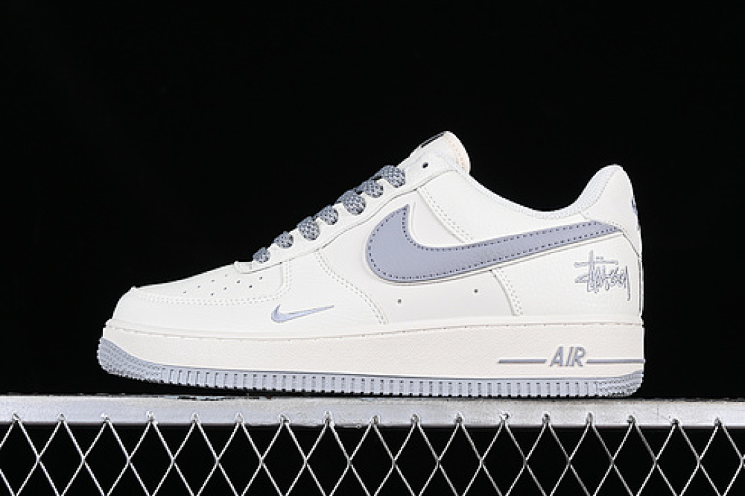Nike [AE1686-105]-[AIR FORCE 1 07 LOW WHITE/GREY]-[WOMAN:36-39]-[MAN:40-45], photo 1