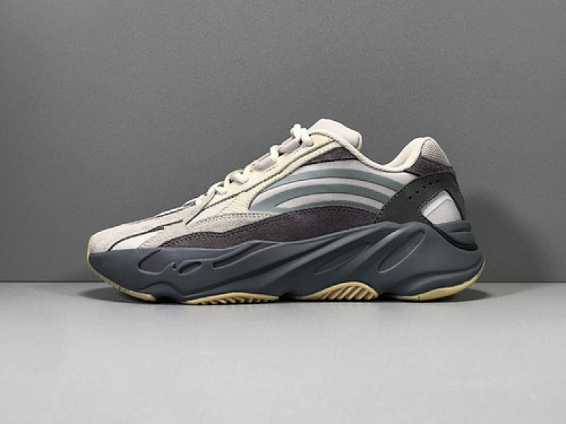 On Running Adidas OG YEEZY BOOST 700 V2 TEPHRA TEPHRA/TEPHRA/TEPHRA · FU7914, photo 1