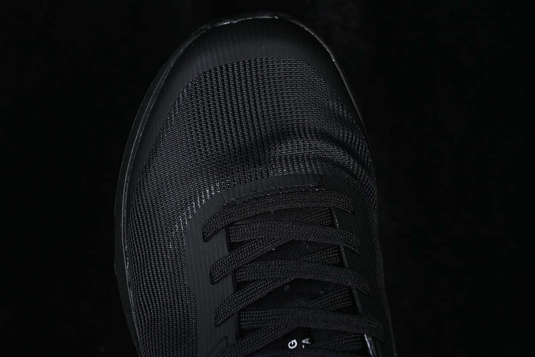 On Running [ON CLOUDVISTA 3 CASUAL RUNNING SHOES BLACK/INKINESS]-[WOMAN:36-39]-[MAN:40-45] - Image 9