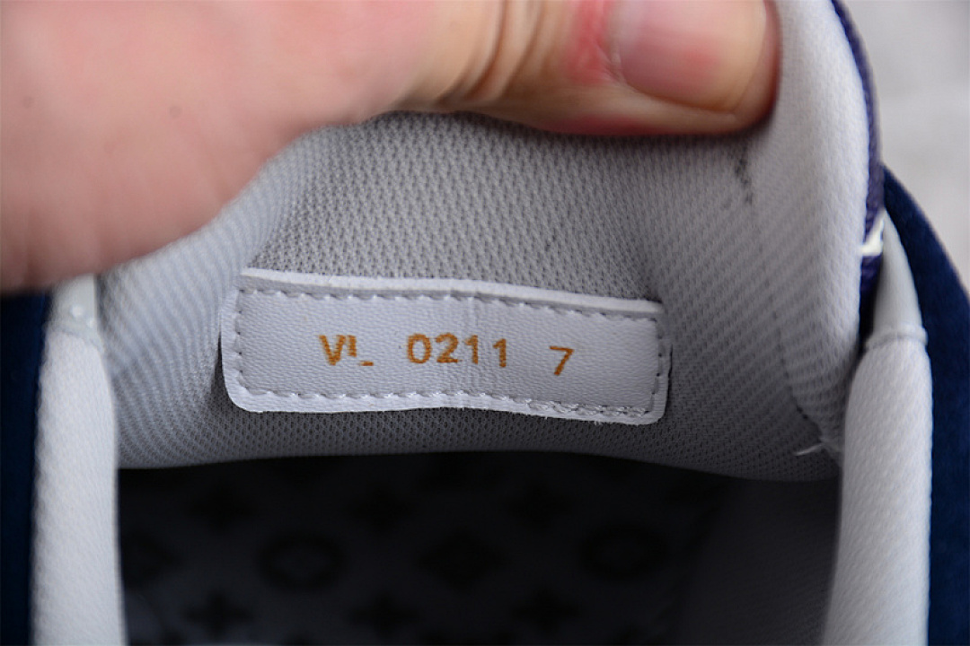 Louis Vuitton [L*V LOW TRAINER SNEAKER NAVY BLUE/WHITE/SILVER]-[MAN:39-45] - Image 3