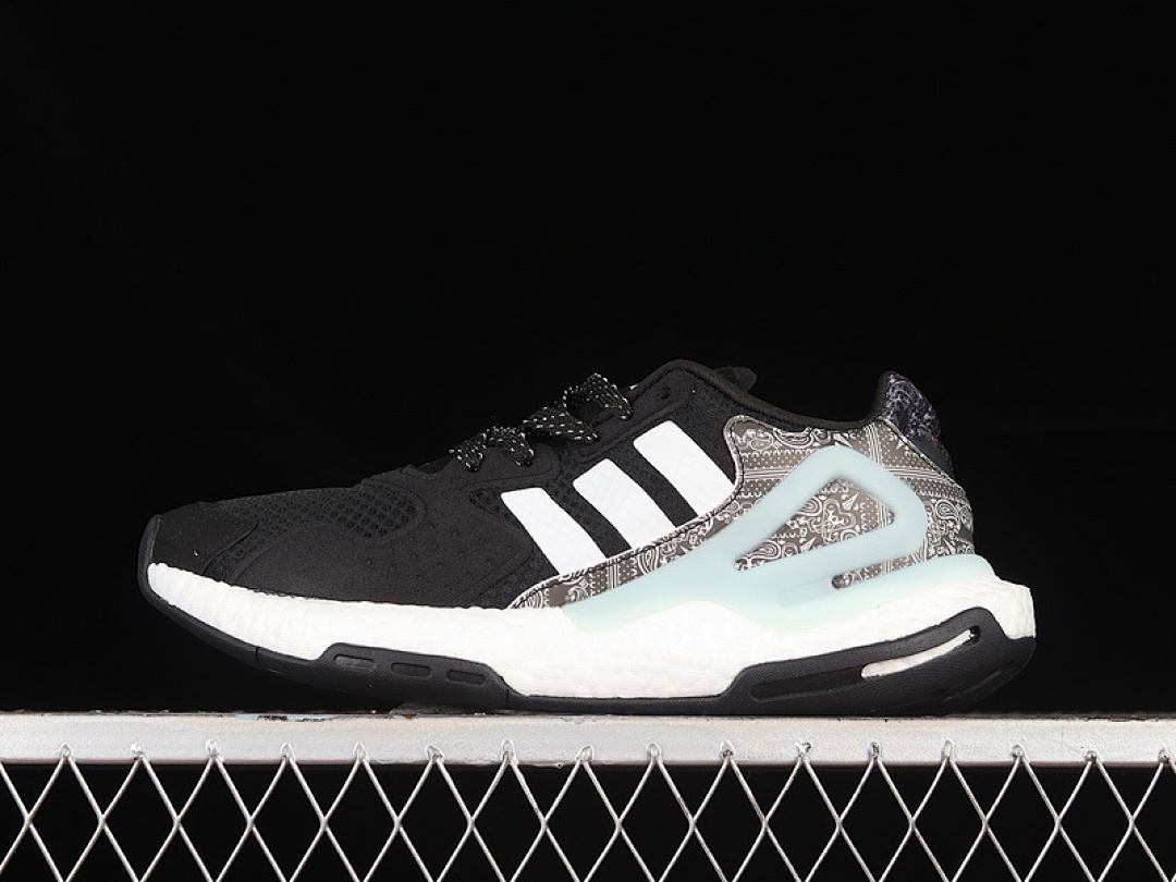 ZX 2K BOOST FOOTWEAR WHITE/PINK TINT/CORE BLACK · FY3028, photo 1