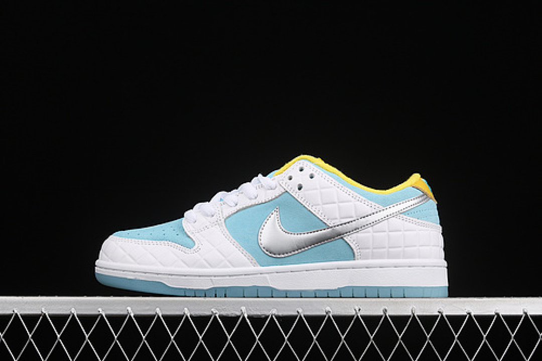 Nike FTC X SB DUNK LOW WHITE/LAGOON PULSE-METALLIC SILVER-SPEED YELLOW · DH7687-400, photo 1