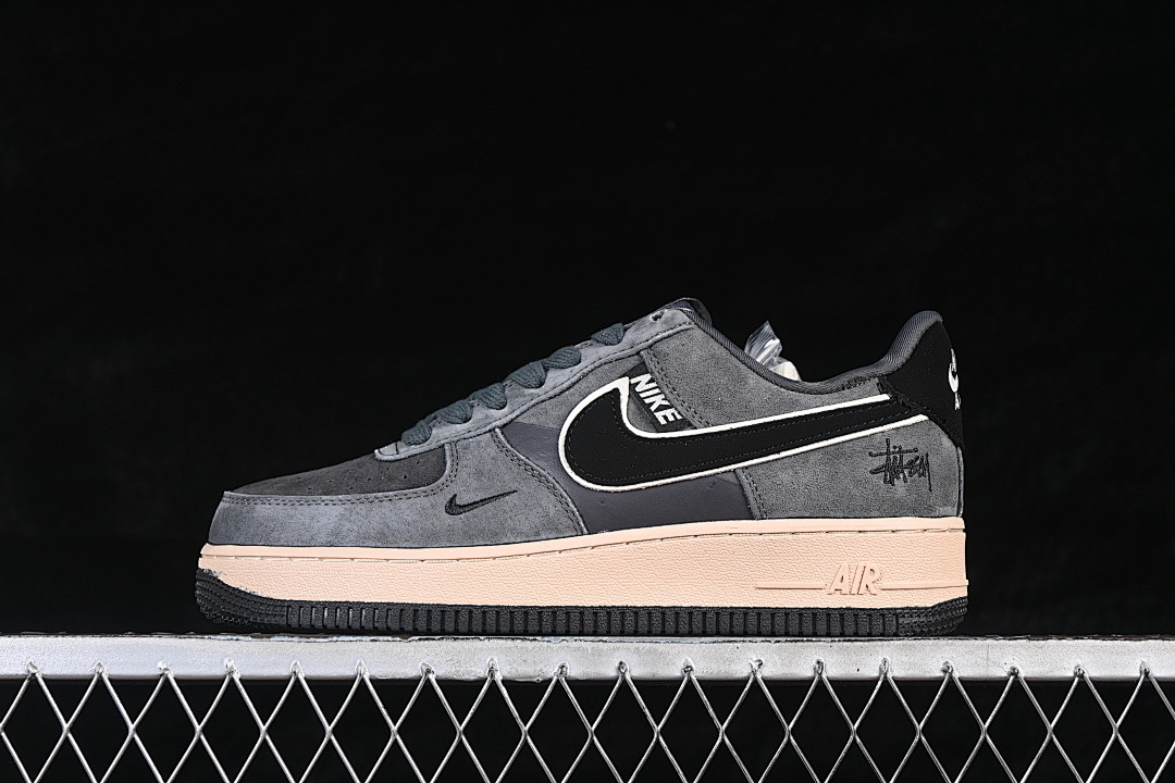 Nike [BK1916-002]-[AIR FORCE 1 07 LOW CASUAL SNEAKERS GREY/BLACK]-[WOMAN:36-39]-[MAN:40-45] - Image 2
