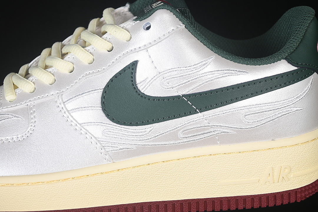 Nike [IR5896-030]-[AIR FORCE 1 07 LOW CASUAL SNEAKERS SILVER/GREEN]-[WOMAN:36-39]-[MAN:40-45] - Image 8