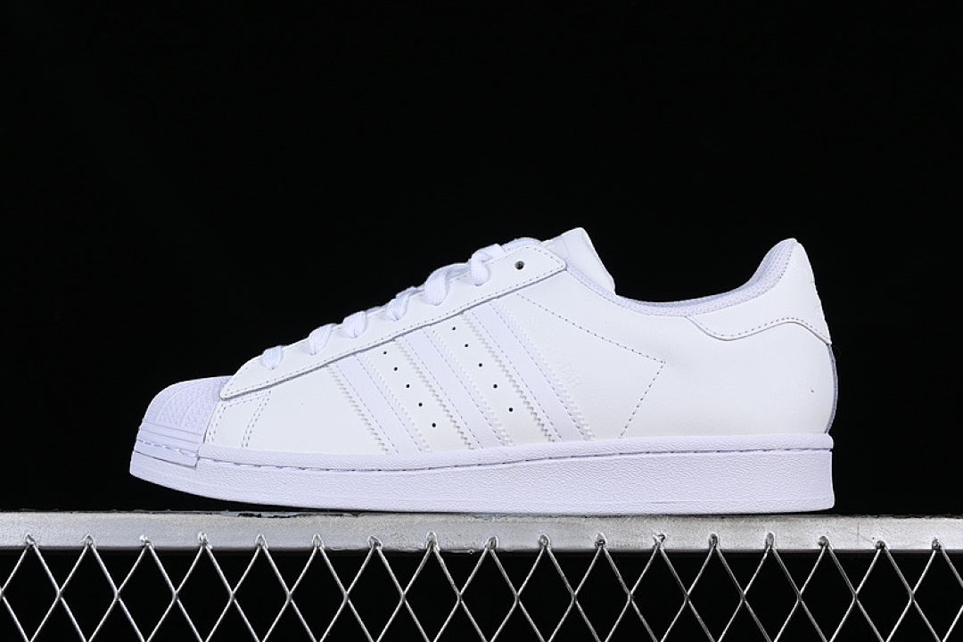 Adidas SUPERSTAR WHITE · EG4960, photo 1