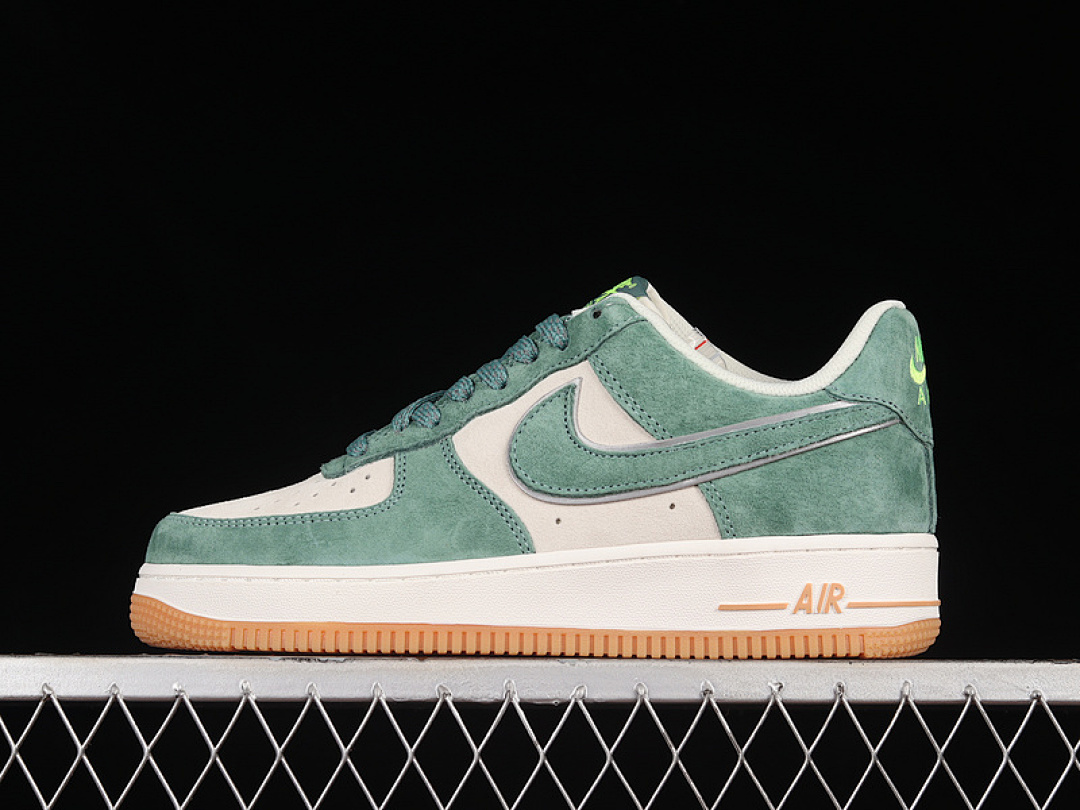 Nike [CV0820-405]-[AKIRA X AIR FORCE 1 LOW 07 GREEN/WHITE/GUM]-[WOMAN:36-39]-[MAN:40-45], photo 1