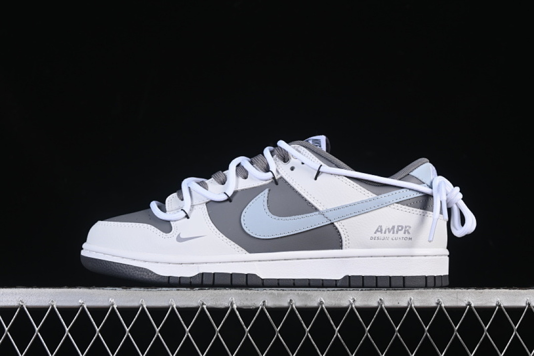 Nike DUNK LOW BANDAGE TOP CASUAL SNEAKERS SKY BLUE/WHITE/BLACK · GB0528-110, photo 1