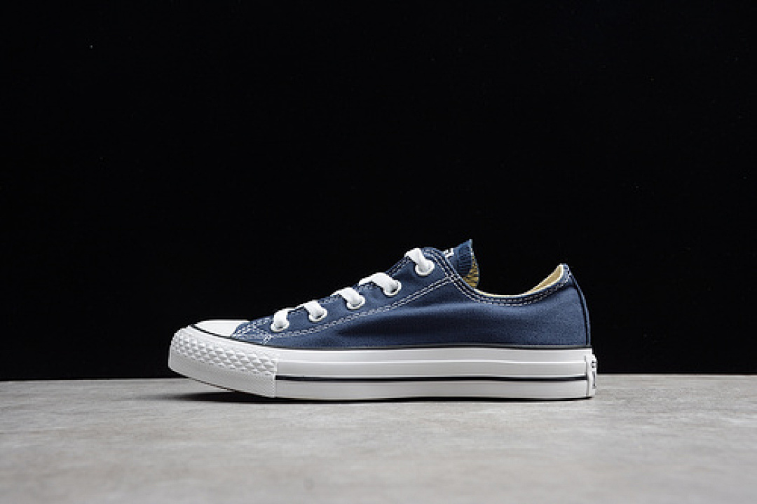 Converse [43-41-49]-[102329]-[CHUCK TAYLOR 70S ALL-STAR LOW CANVAS SHOES NAVY BLUE/EGRET]-[UNISEX:35-44], photo 1