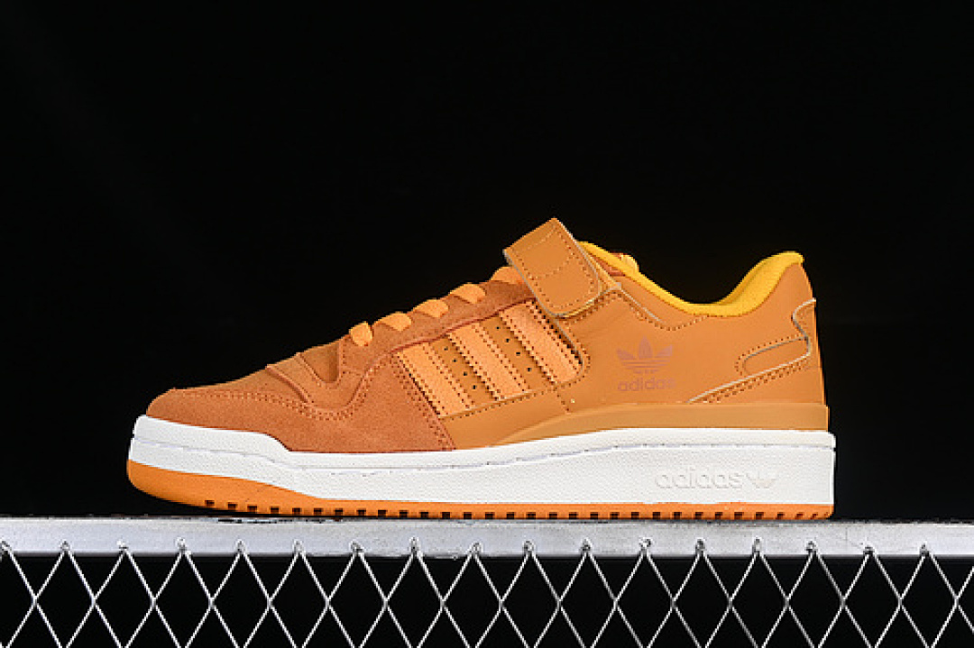 Unbranded [GY8997]-[FORUM 84 LOW WHITE/BROWN]-[WOMAN:36-39]-[MAN:40-45], photo 1