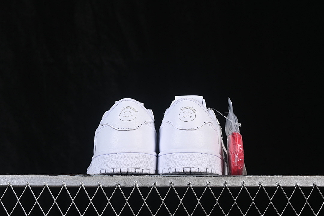 Jordan [TD1228-111]-[TRAVIS SCOTT AIR JORDAN 1 LOW OG WHITE/WHITE/WHITE]-[WOMAN:36-39]-[MAN:40-48.5] - Image 14