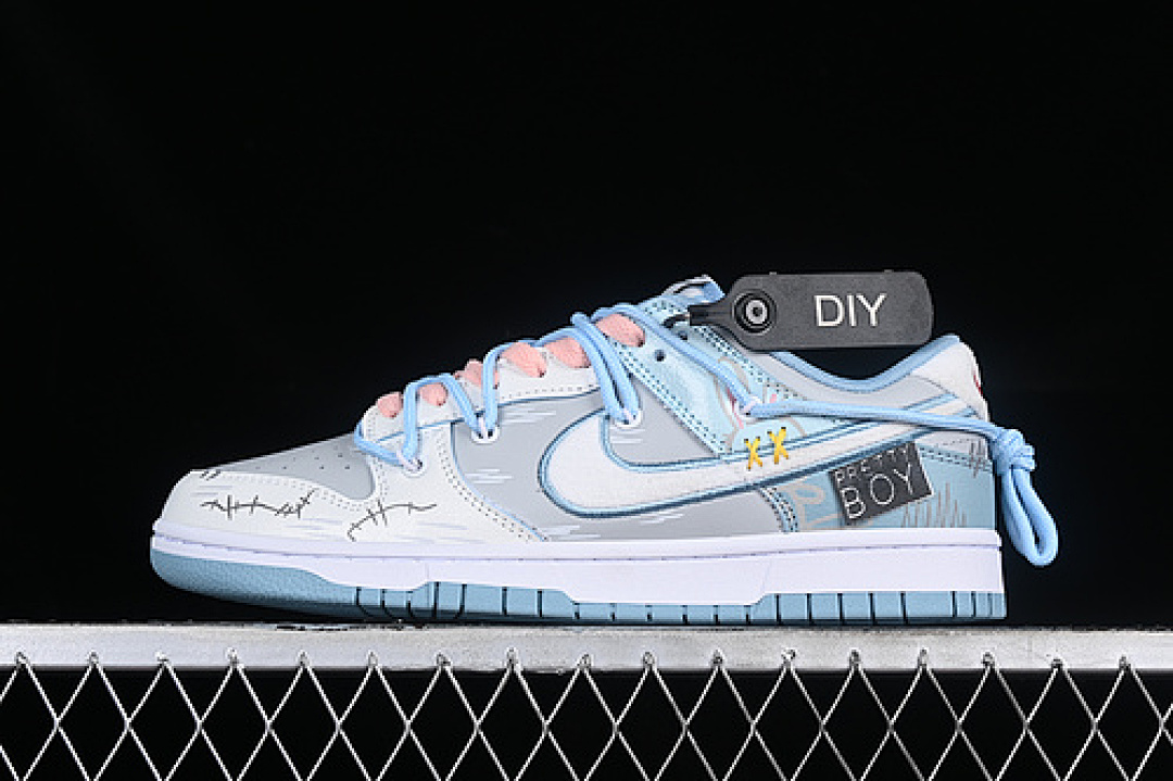 Nike DUNK LOW SB CNY FLEECE SWOOSH/LIGHT BLUE · FB1871-011, photo 1
