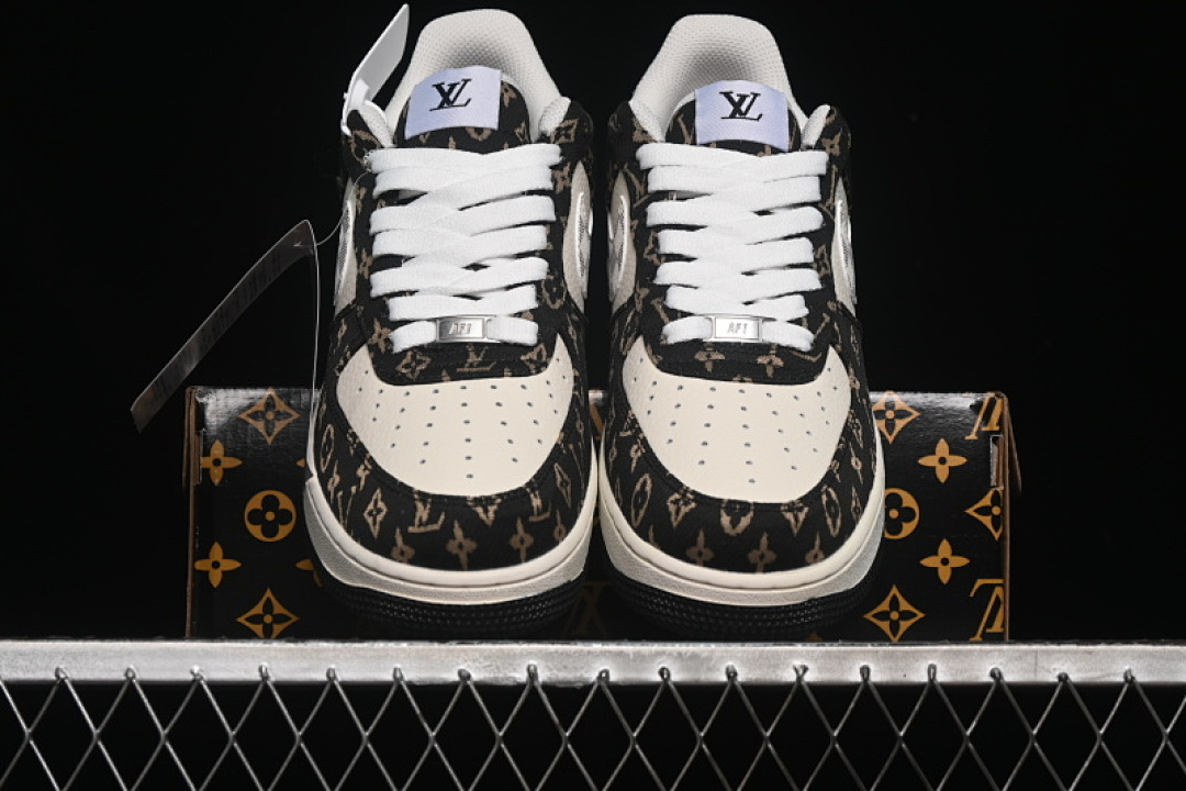 Nike [BZ6880-104]-[AIR FORCE 1 07 LOW LV WHITE/BLACK/BROWN]-[WOMAN:36-39]-[MAN:40-45] - Image 13