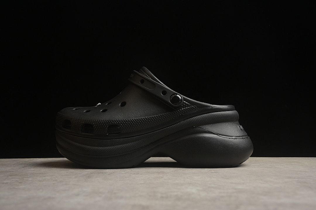 Crocs Crocs [ CLASSIC CLOG BLACK]-[WOMAN:34-40], photo 1