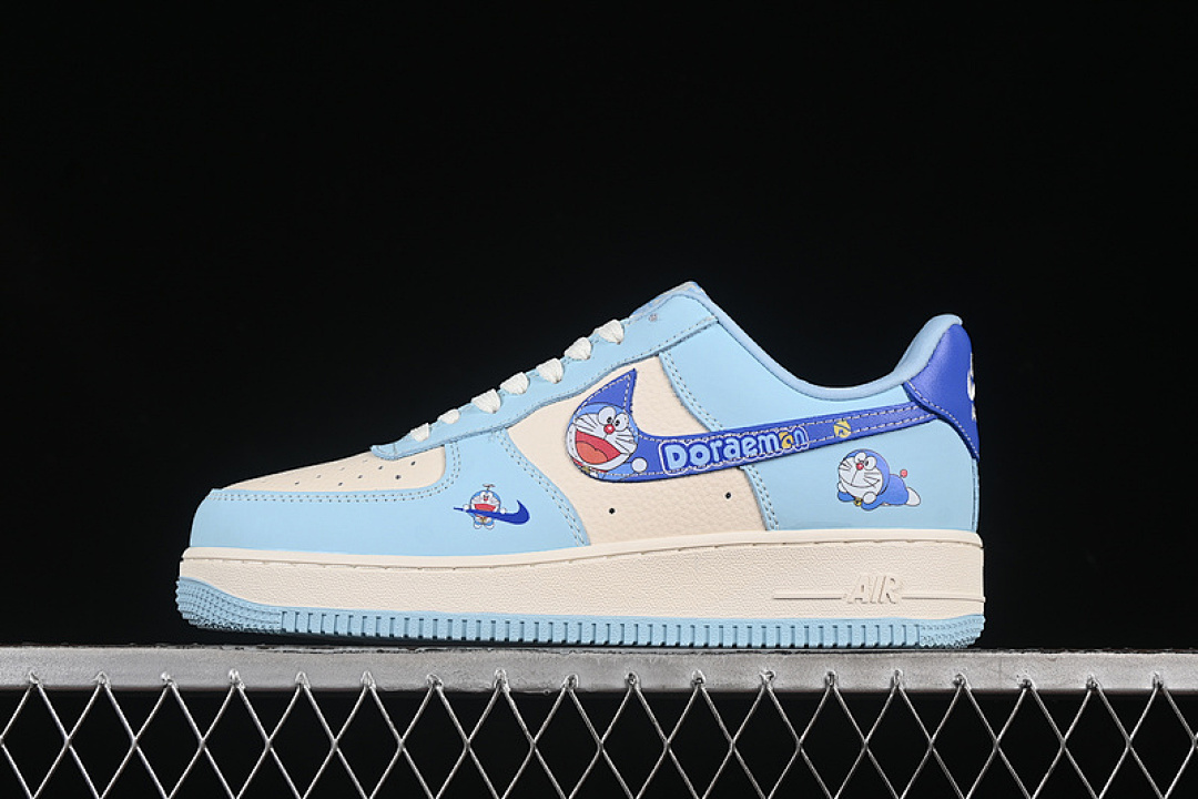 Nike Nike AIR FORCE 1 07 LOW WHITE/BLUE · DF0188-059, photo 1