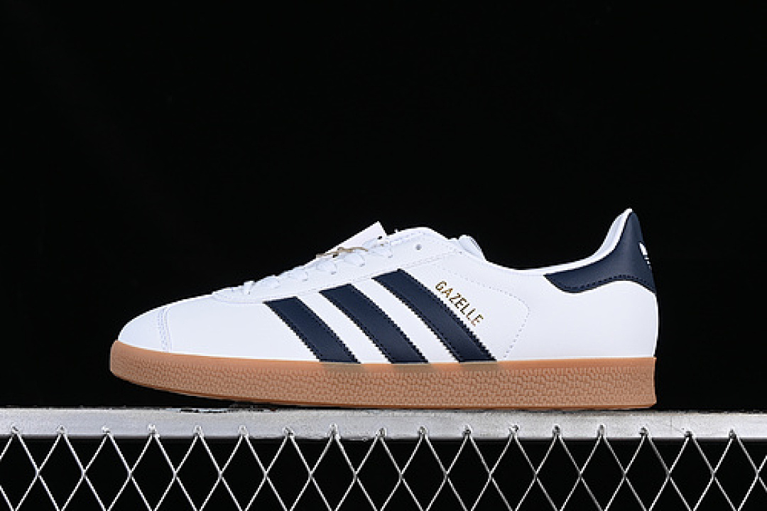 Adidas GAZELLE W WHITE/BLACK/BROWN · IG3507, photo 1