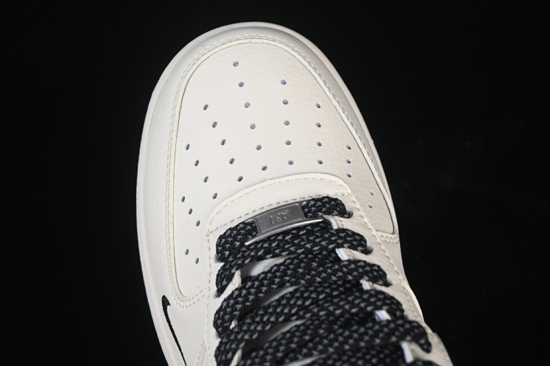 Nike [JP8028-059]-[AIR FORCE 1 07 LOW CASUAL SNEAKERS BLACK/WHITE]-[WOMAN:36-39]-[MAN:40-45] - Image 9