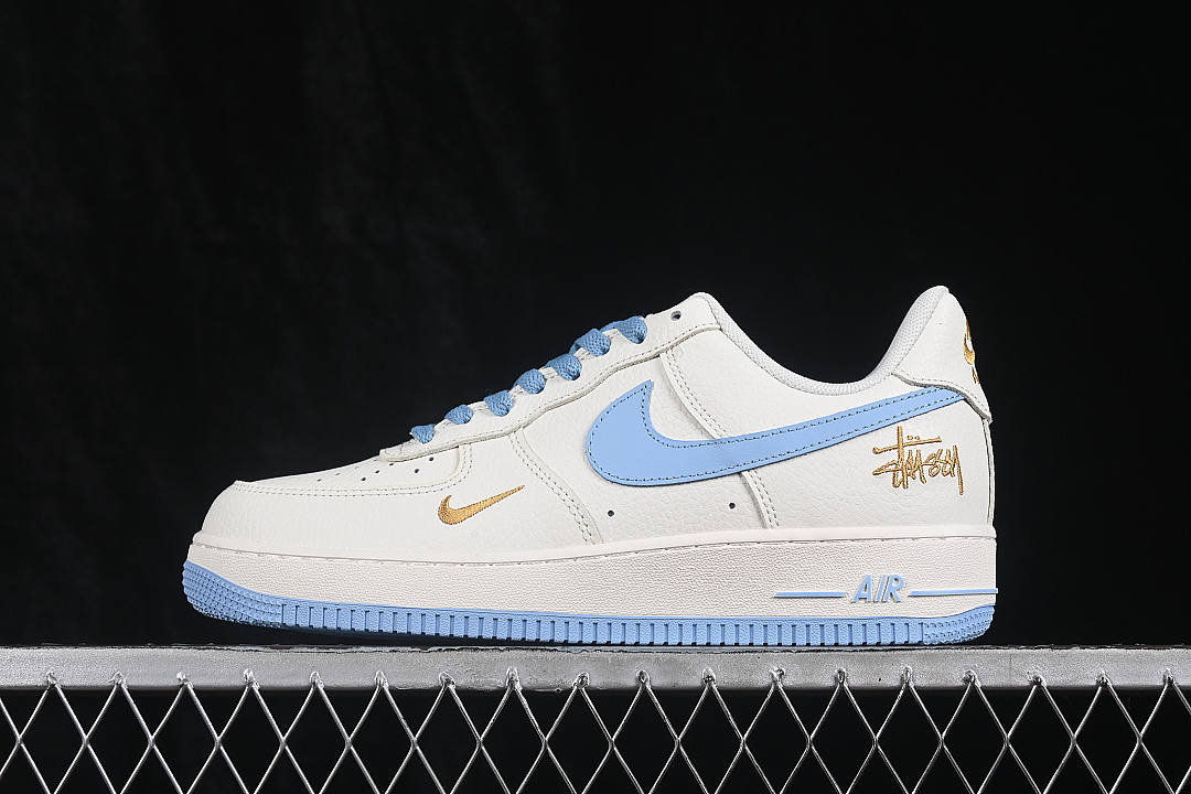 Nike Nike AIR FORCE 1 07 LOW CASUAL SNEAKERS SKY BLUE/WHITE · BV9658-007, photo 1